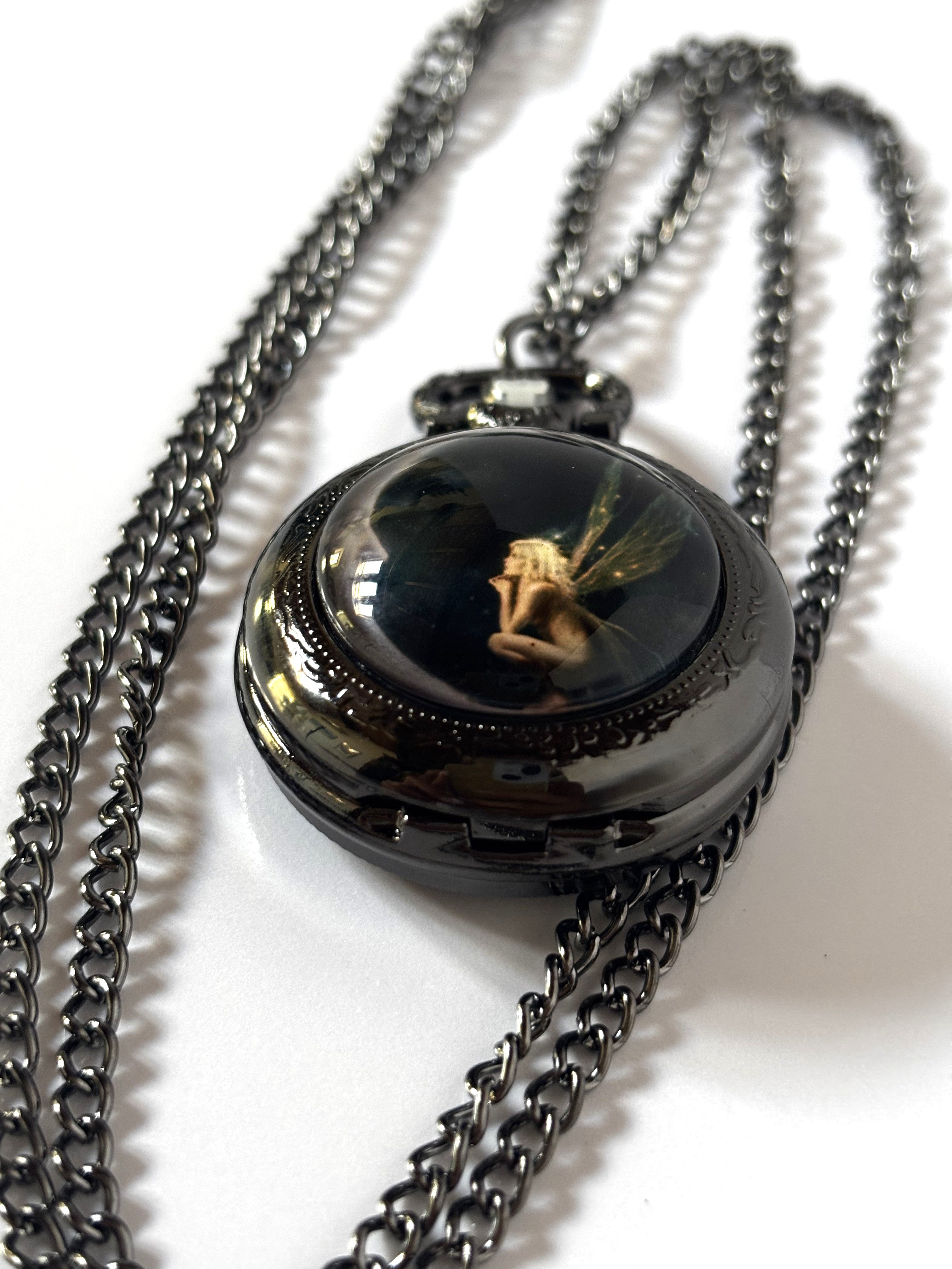 orologio-collana-fata-creatura-incantata-canna-fucile-c-moon

