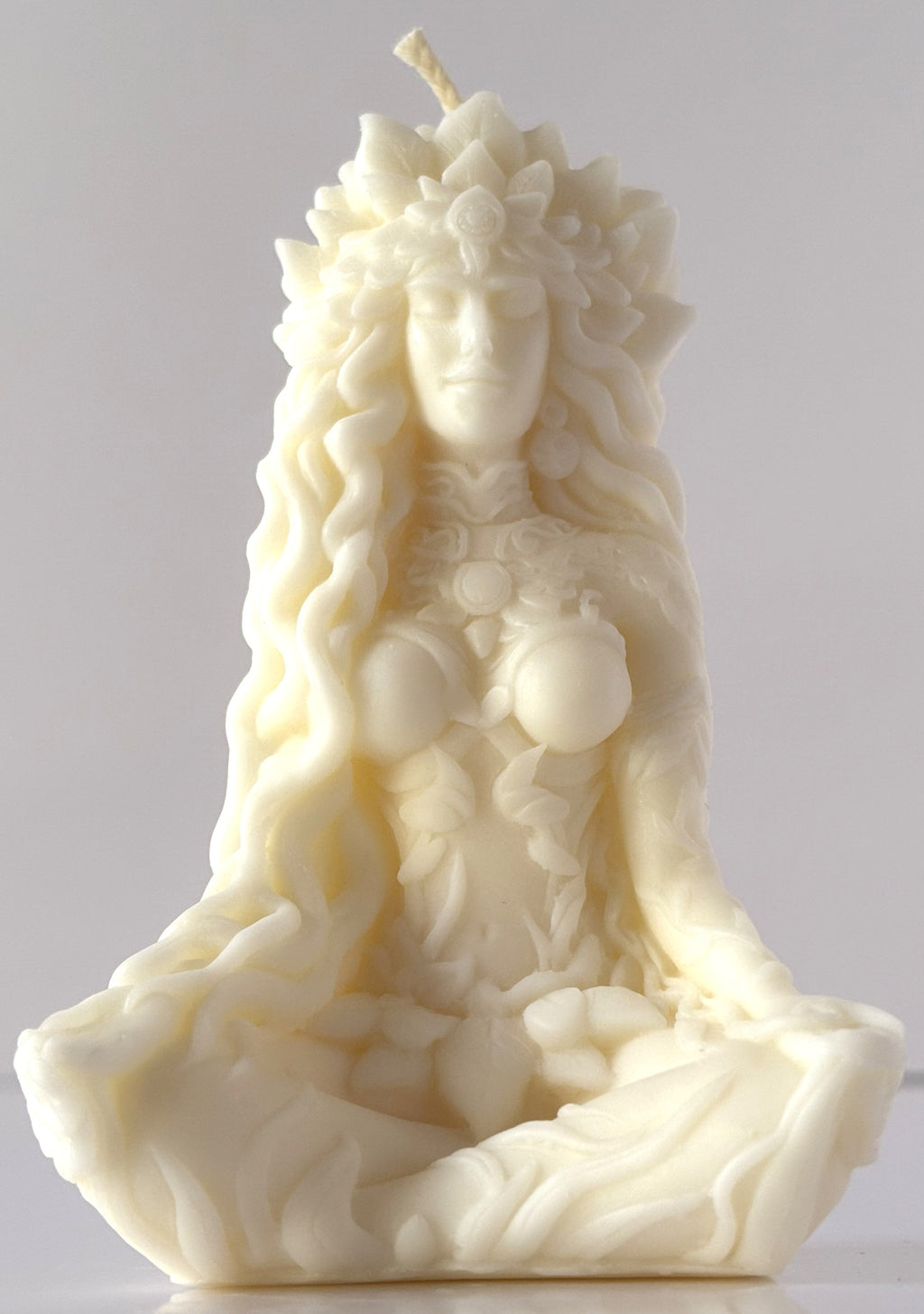 Candela Artigianale Scultorea "Goddess of Earth" - Profumo Fiori di Ciliegio
