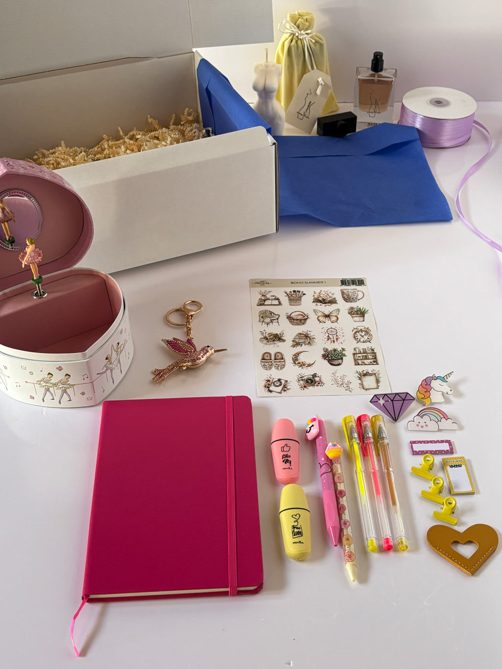 carillon portagioie ballerina cuore portachiavi jewls colibri strass adesivi in vinile evidenziatore mini pastello segnalibro angolare forma cuore spille fantasia sognante